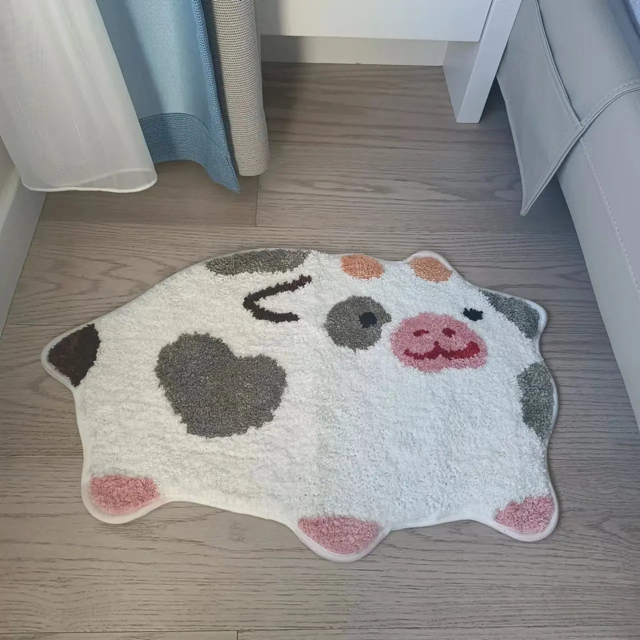 🐮 Moo Moo Rug (20% OFF)